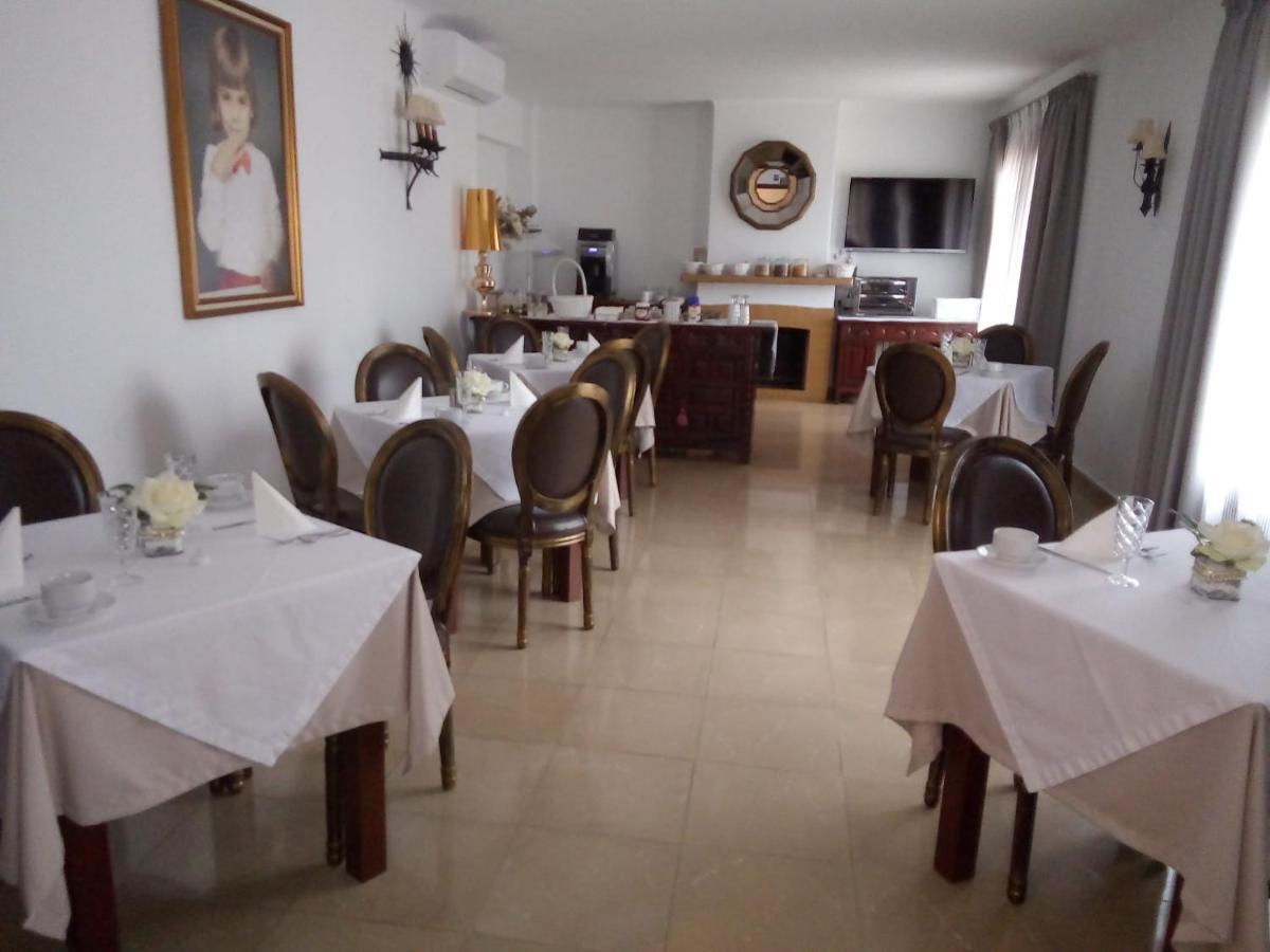 Boutique Mistral 2*